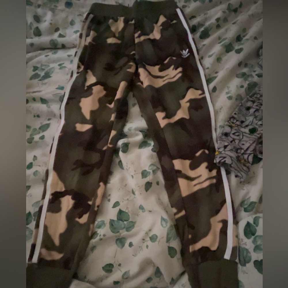 adidas Camouflage Sweatpants Modern Fit